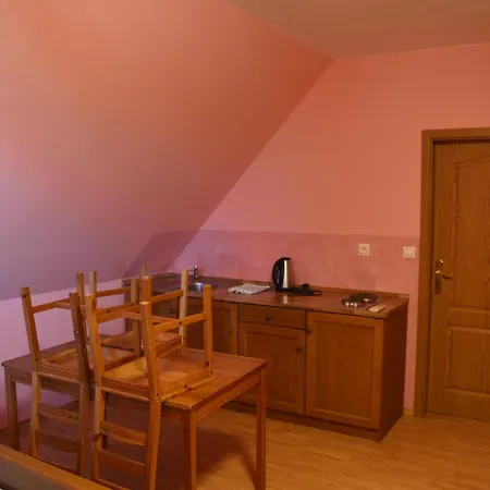 Vinarsky Dum 3*