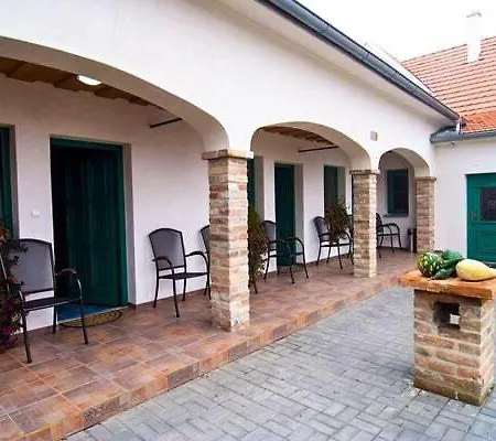 Guest house Vinarsky Dum